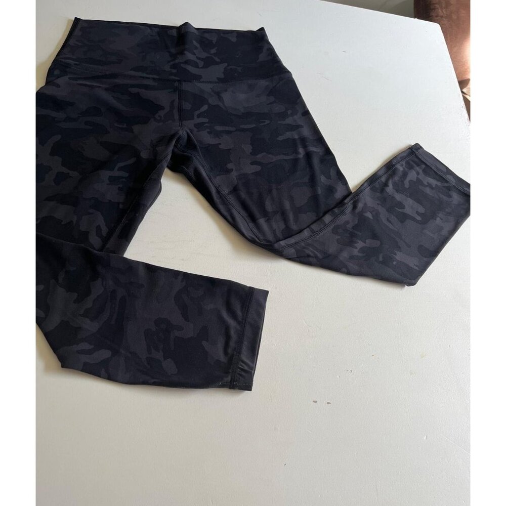 Lululemon Wunder Under High-Rise size 6